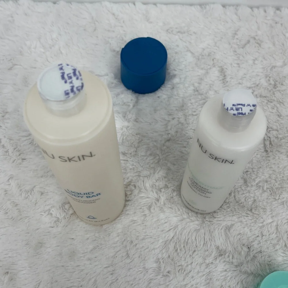 NU SKIN Liquid Body Bar and Creamy Cleansing Lotion Duo NEW NEVER OPENED